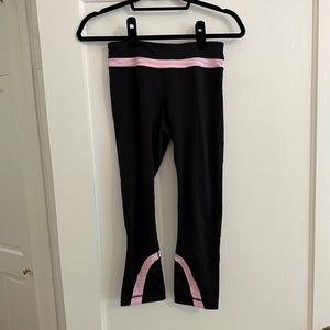 Black lululemon leggings